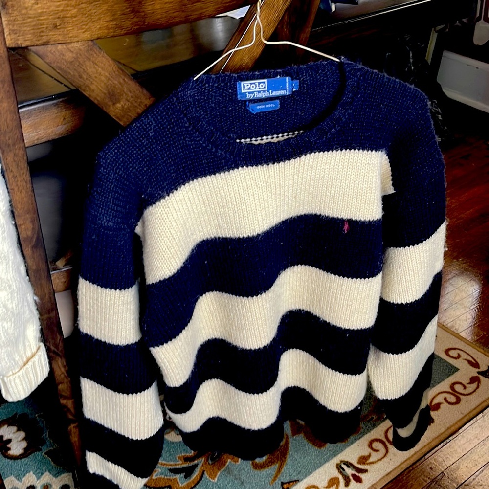 Men’s Polo by Ralph Lauren 100% wool sweater.   Size large.